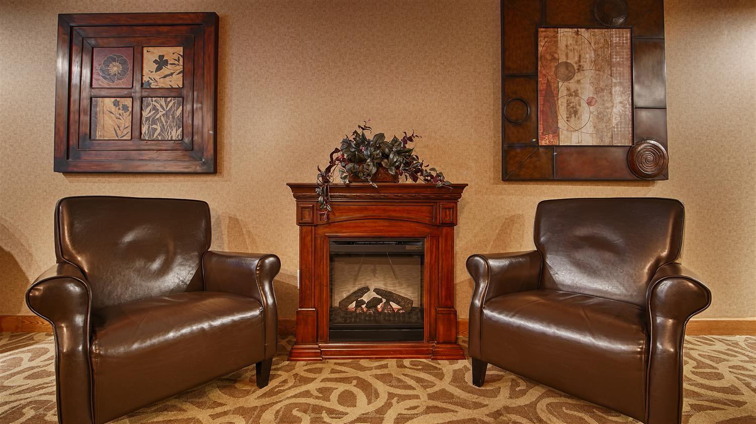 Western Town And Country Hotel 3*